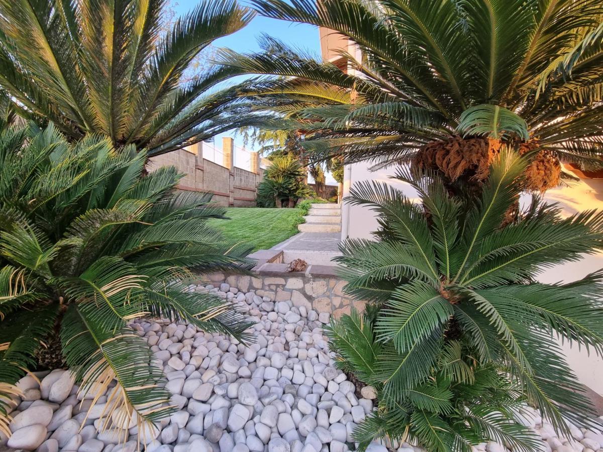 Villa Sweery Santa Maria a Vico Exteriör bild